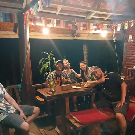 בוקיט לוואנג Batu Kapal Guest House & Jungle Trekking מראה חיצוני תמונה