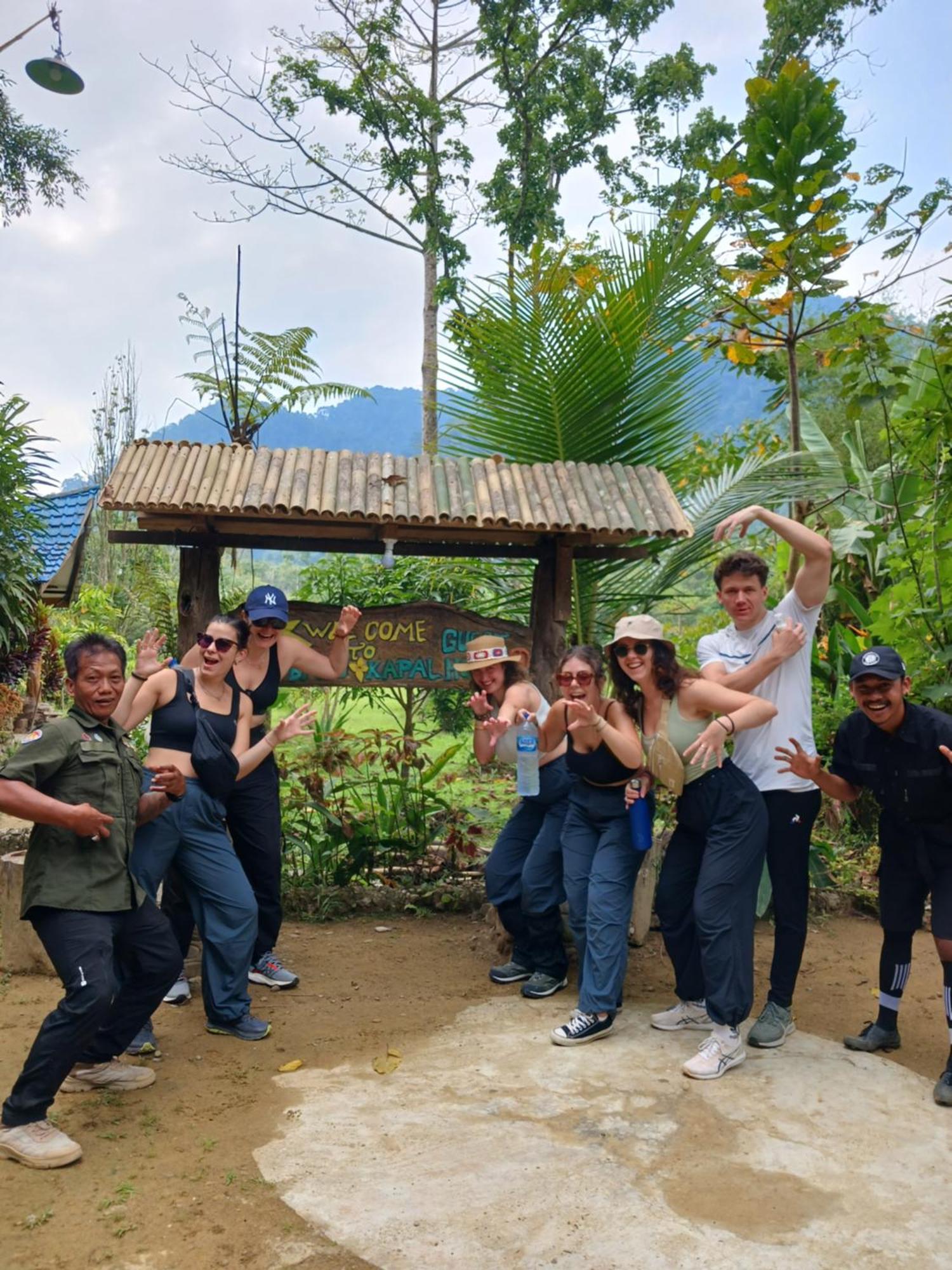בוקיט לוואנג Batu Kapal Guest House & Jungle Trekking מראה חיצוני תמונה