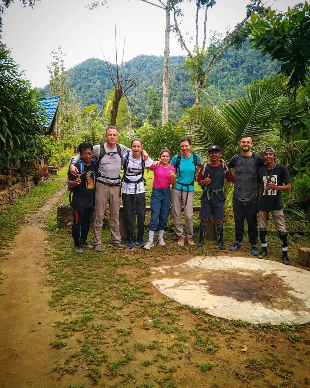 בוקיט לוואנג Batu Kapal Guest House & Jungle Trekking מראה חיצוני תמונה