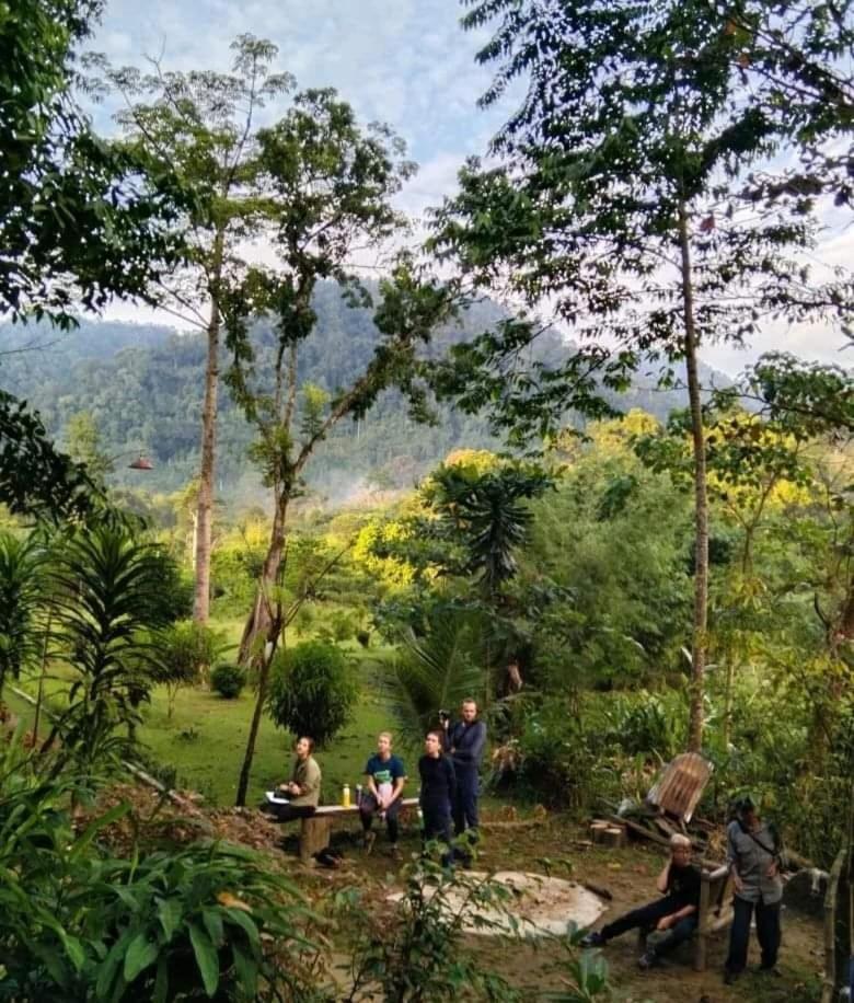 בוקיט לוואנג Batu Kapal Guest House & Jungle Trekking מראה חיצוני תמונה