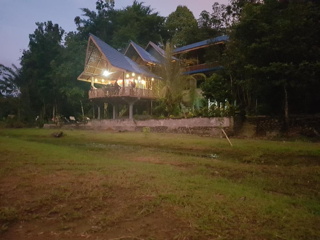 בוקיט לוואנג Batu Kapal Guest House & Jungle Trekking מראה חיצוני תמונה